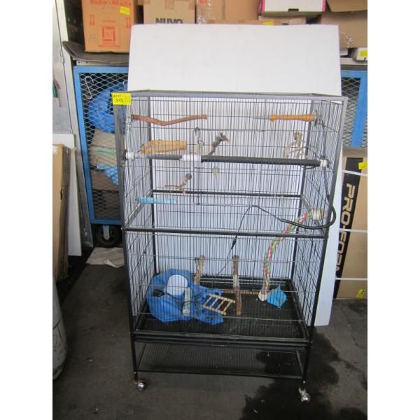 METAL BIRDCAGE W/ACCESS.