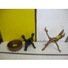 Image 1 : 2 BOWL STANDS & A BOWL