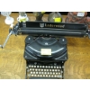 Image 3 : UNDERWOOD MANUAL TYPEWRITER