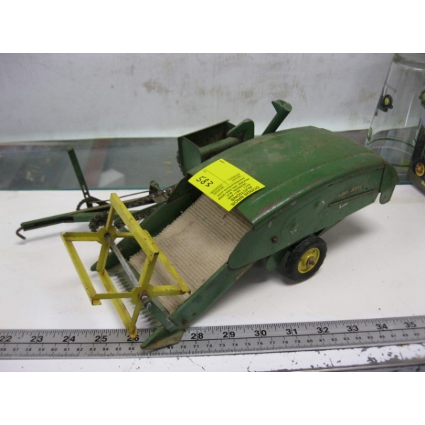 JOHN DEERE DIECAST IMPLEMENT