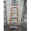 Image 1 : 6' ALUMINUM & FIBERGLASS STEPLADDER