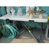 Image 1 : 6' FOLDING PLASTIC TABLE