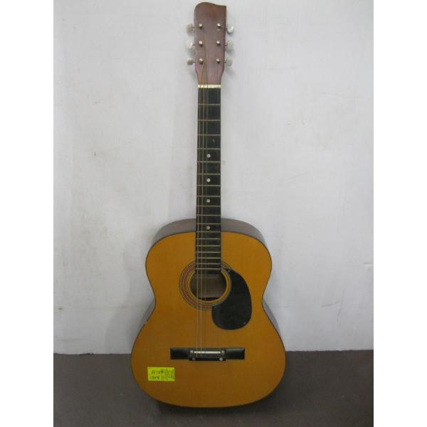 SM. GUITAR - NEEDS STRINGS