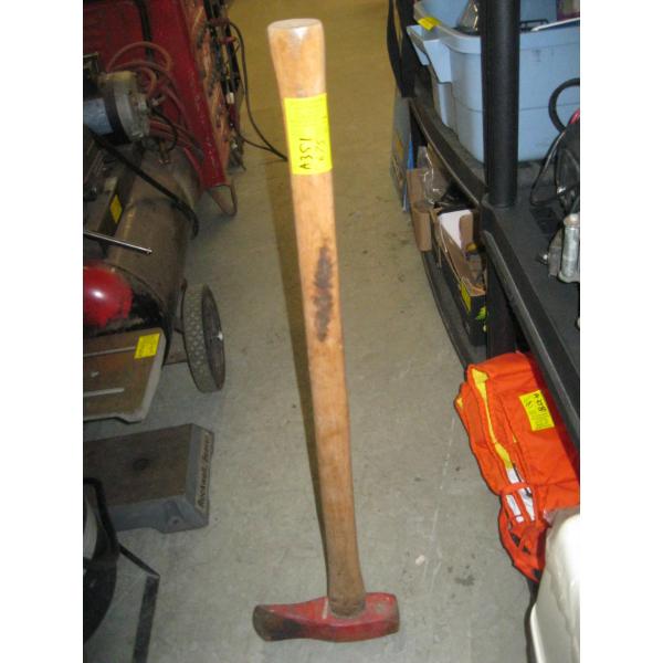 SPLITTING MAUL