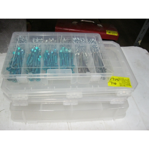 3 EMPTY PLASTIC SCREW DIVIDERS & 1 FULL
