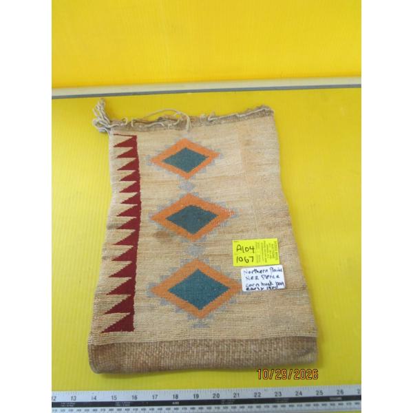 NORTHERN PLAINS NEZ PERCE - CORN HUSK BAG EARLY 1900s