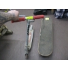 Image 2 : 1 SKATEBOARD & 1 RAZOR 2 WHEEL SCOOTER