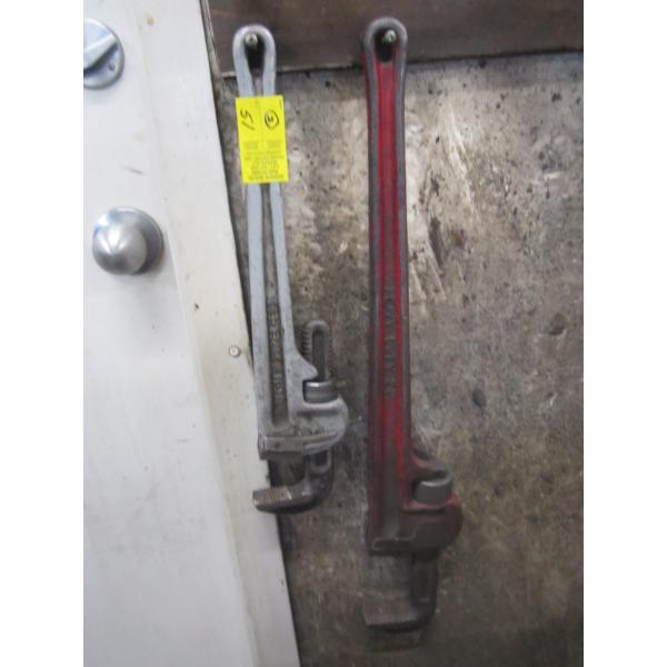2 PIPE WRENCHES - 18" & 24"