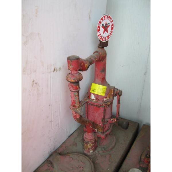 OIL TANK W/PUMP