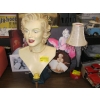 Image 1 : MARILYN MONROE COLLECTABLES