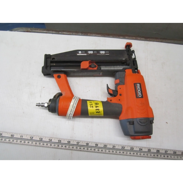 RIGID AIR STAPLER