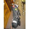Image 1 : SET OF GOLF CLUBS IN TAYLOR MADE BAG W/STAND
