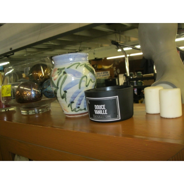 MISC: DECORATIVE CANDLES, ETC.