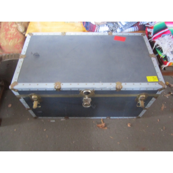 TRUNK W/ASST. CONTENTS: TABLECLOTHS, BEDSPREADS, ETC.