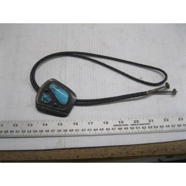 NAVAJO BOLO TIE W/TURQUOISE STONES, STAMPED STERLING