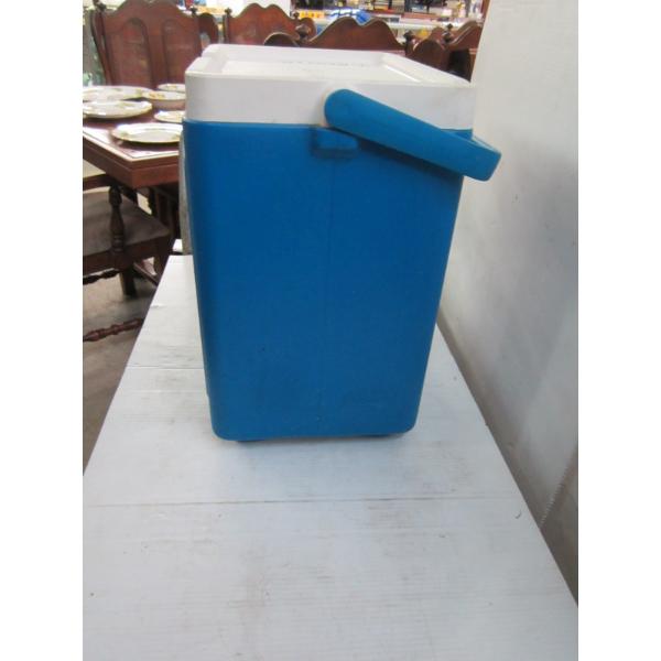 COLEMAN COOLER  