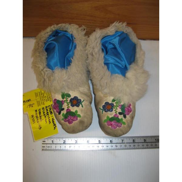 CIRCA 1900 NORTH AMERICAN ALASKAN BEADED MOCCASINS