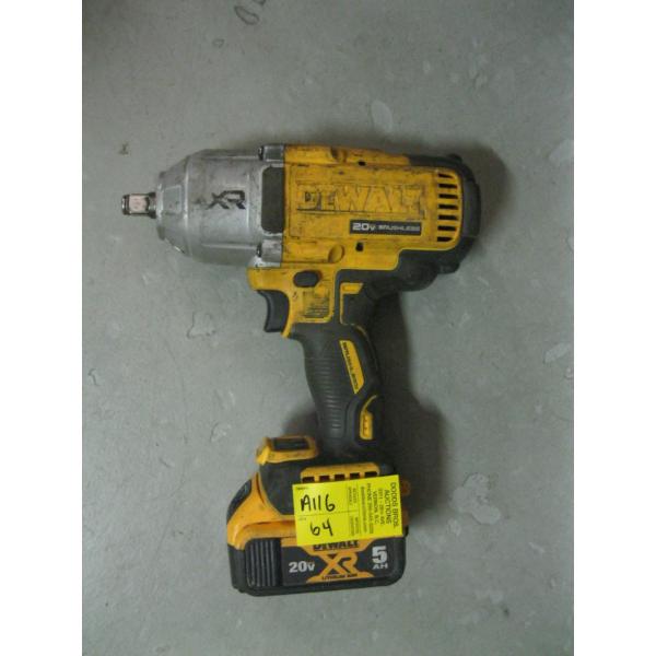 DEWALT 1/2" CORDLESS IMPACT GUN & A DEWALT 3/8" CORDLESS IMPACT GUN