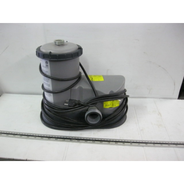 ELECTRIC POOL PUMP W/FILTER