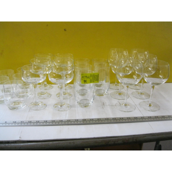 CRYSTAL GLASSES