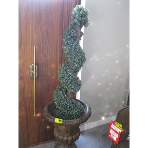 MATCHING CEMENT PLANTER W/TOPIARY