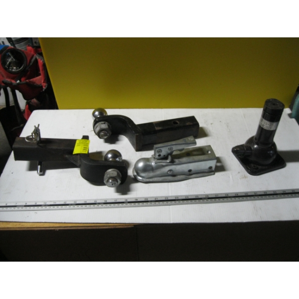 2 RECEIVER HITCHES, TRAILER HITCH END & A JACK