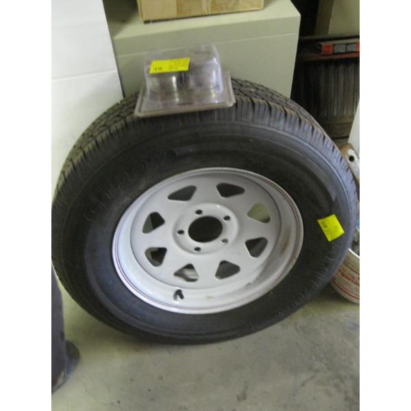 5 BOLT 15" TRAILER TIRE - ST205/7515 - W/BEARING BUDDIES