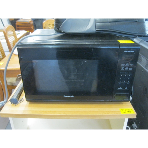 PANOSONIC MICROWAVE OVEN