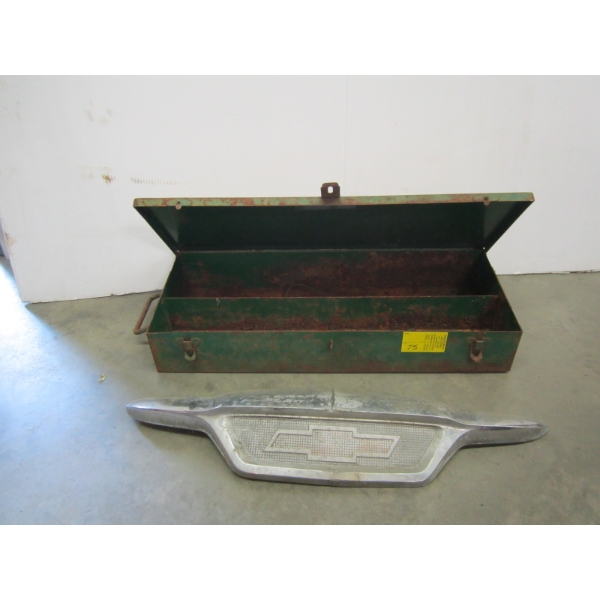GREEN METAL BOX W/CHEVROLET EMBLEM