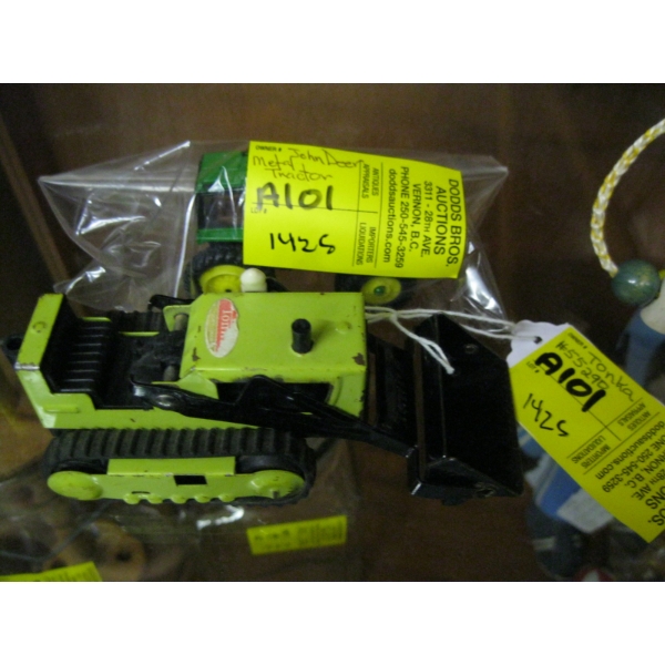 JOHN DEERE SM. TRACTOR & TONKA LOADER