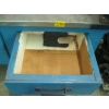 Image 5 : METAL TOP WORK BENCH W/4 DRAWERS - NOT THE VISE