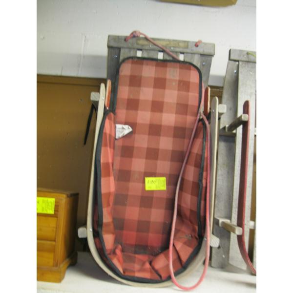 KIDs SLEIGH W/PADDED SEAT