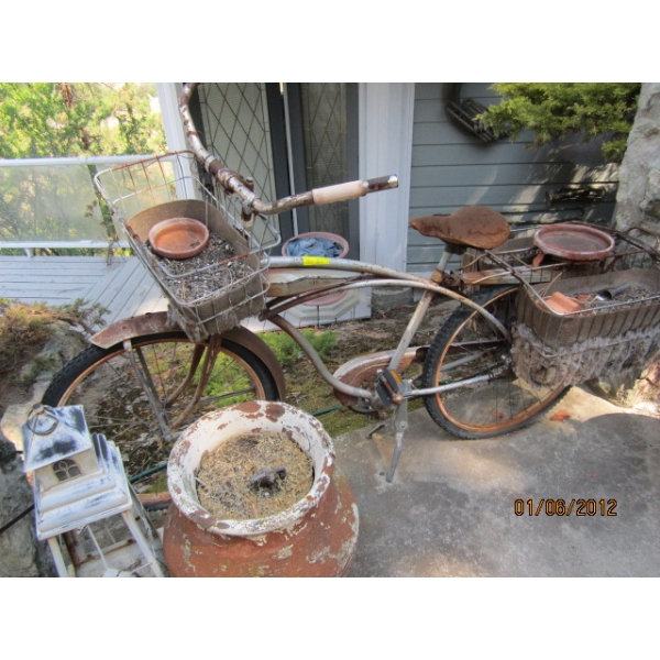 VINTAGE BICYCLE