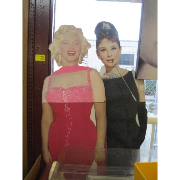 2 CARDBOARD FIGURINES