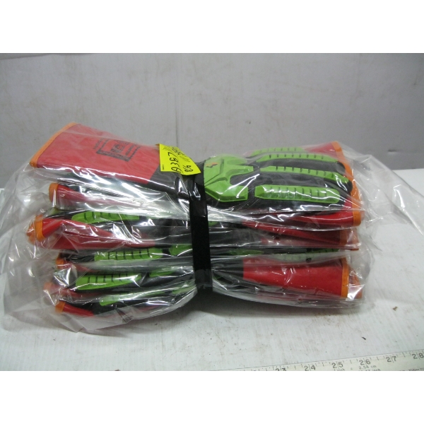 6 PAIR OF SZ 8 GLOVES