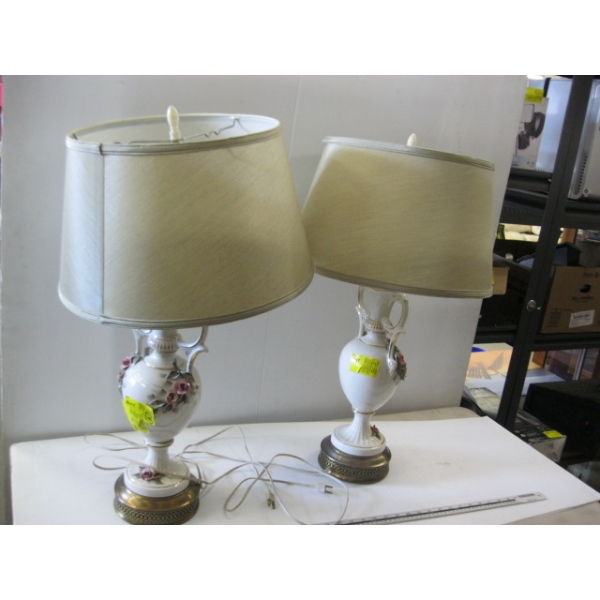 PAIR OF CERAMIC BASED LAMPS