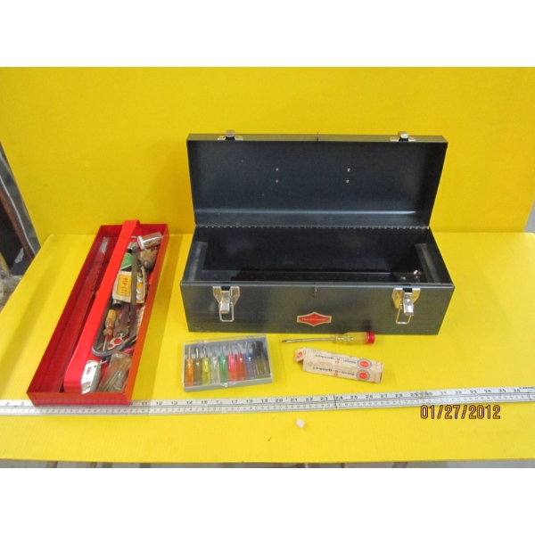 TOOLBOX W/CONTENTS