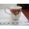 Image 2 : 8 ROYAL ALBERT OLD COUNTRY ROSE MUGS 