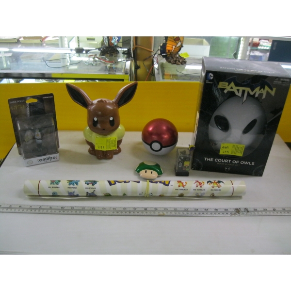 ASST. ITEMS - MASK, TOY FIGURINES, ETC.