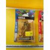 Image 3 : 2 BASEBALL FIGURINES - SOSA & MCGUIRE