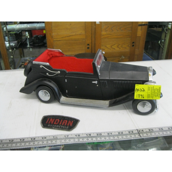 MUSIC BOX, LIQUOR DECANTER & METAL ROLLS ROYCE CAR
