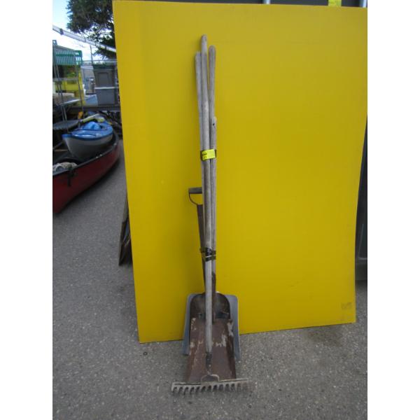 BUNDLE OF ASST. GARDEN TOOLS