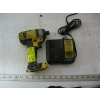 Image 1 : DEWALT IMPACT GUN & CHARGER