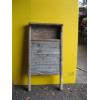 Image 3 : METAL WASHBOARD & BEE SMOKER