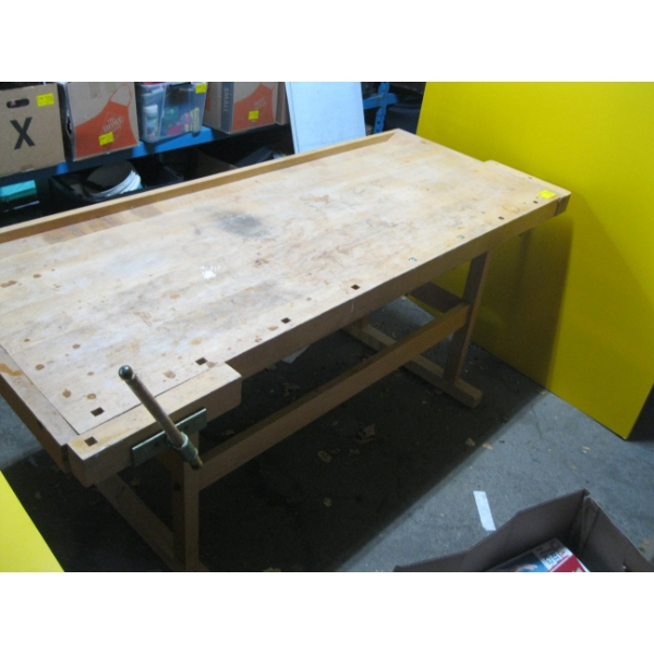 HEAVY WOOD WOODWORKER'S TABLE