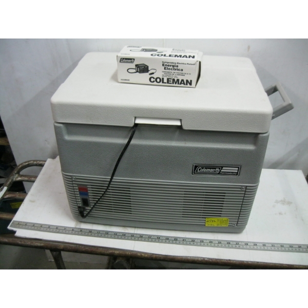 COLEMAN ELECTRIC COOLER W/12V ADAPTER