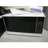 Image 1 : WHITE PANOSONIC MICROWAVE