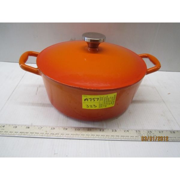 ORANGE CAST POT W/LID