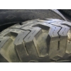 Image 5 : 5+1 VINTAGE GOODYEAR - 800-19.5" TIRES W/EXTRA TIRE & RIM
