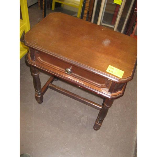 SM. ANTIQUE SINGLE DRAWER OCCASIONAL TABLE